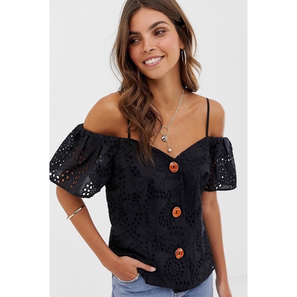 ASOS DESIGN Tops - *NEVER WORN* ASOS DESIGN off shoulder top